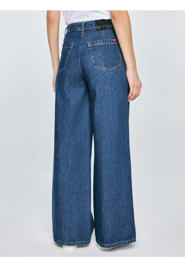 Big-Star - Jeansy damskie z szeroką nogawką granatowe Emily 532. Stan: podwyższony. Kolor: niebieski. Styl: elegancki