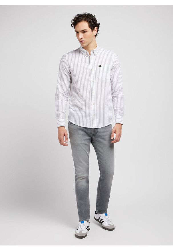 Lee - LEE MĘSKA KOSZULA LEE BUTTON DOWN OLIVE GROVE 112349958 L880045022. Typ kołnierza: button down