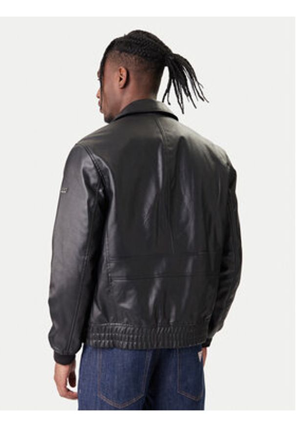 Guess Kurtka z imitacji skóry M6RL0A WJ260 Czarny Regular Fit. Kolor: czarny. Materiał: skóra