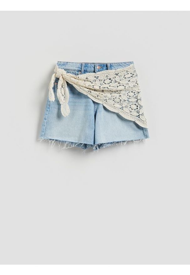 Reserved - Szorty z chustą - niebieski. Kolor: niebieski. Materiał: bawełna, tkanina