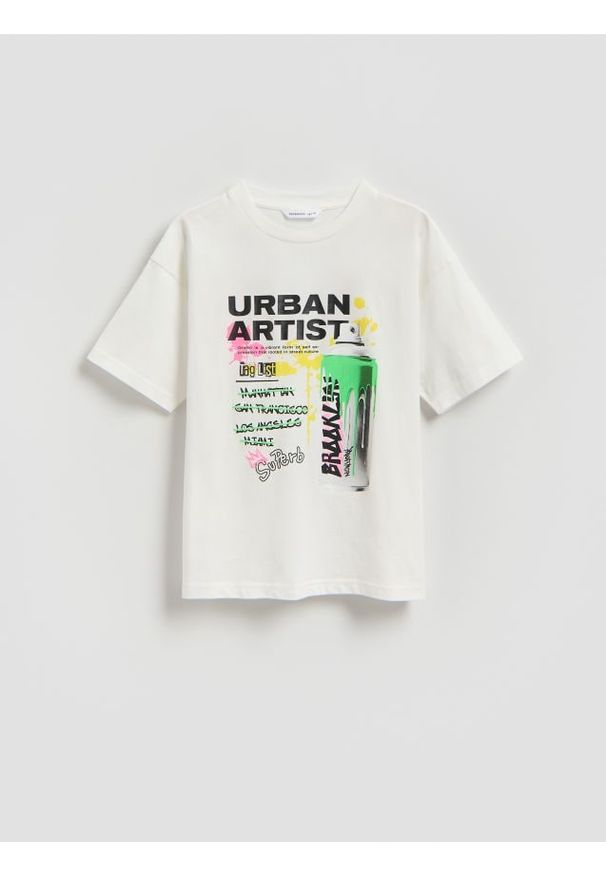 Reserved - Bawełniany t-shirt z nadrukiem - biały. Kolor: biały. Materiał: bawełna. Wzór: nadruk