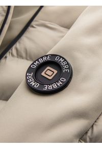 Ombre Clothing - Kurtka męska pikowana z łączonych materiałów z wysokim kołnierzem – beżowa V4 - Rozmiar: XL. Okazja: na co dzień. Kolor: beżowy. Materiał: materiał. Wzór: aplikacja. Styl: sportowy, casual #8