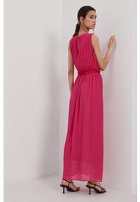 JDY - Jacqueline de Yong Sukienka kolor różowy maxi prosta. Okazja: na co dzień. Kolor: różowy. Materiał: tkanina. Wzór: gładki. Typ sukienki: proste. Styl: casual. Długość: maxi #1