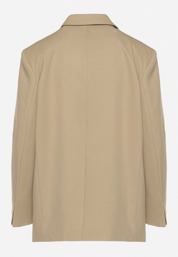 Born2be - Beżowa Dwurzędowa Marynarka o Pudełkowym Kroju Oversize z Dodatkowym Guzikiem Paselira. Okazja: na co dzień. Kolor: beżowy. Materiał: jeans. Styl: elegancki, casual