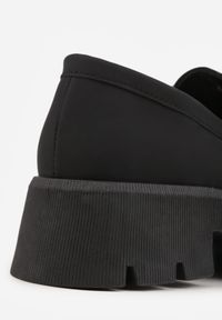 Born2be - Czarne Mokasyny na Grubej Podeszwie z Biżuteryjną Klamrą Rosaivy. Okazja: na co dzień. Zapięcie: klamry. Kolor: czarny. Materiał: jeans, materiał. Styl: casual, klasyczny #8