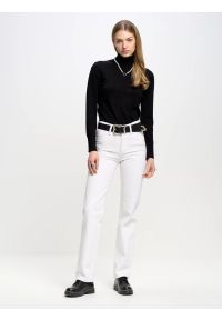 Big-Star - Sweter damski z golfem czarny Charlinka 906. Okazja: na co dzień, na spotkanie biznesowe. Typ kołnierza: golf. Kolor: czarny. Materiał: dzianina, skóra. Wzór: aplikacja. Styl: biznesowy, klasyczny, casual #3