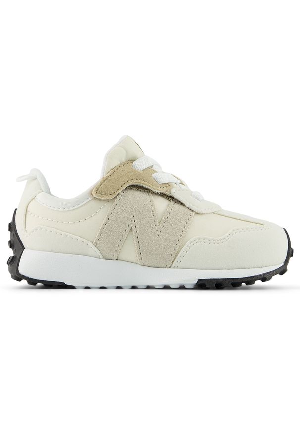 Buty niemowlęce New Balance I3271KA – beżowe. Okazja: na co dzień. Zapięcie: rzepy. Kolor: beżowy. Materiał: syntetyk, materiał, zamsz. Szerokość cholewki: normalna. Wzór: kolorowy