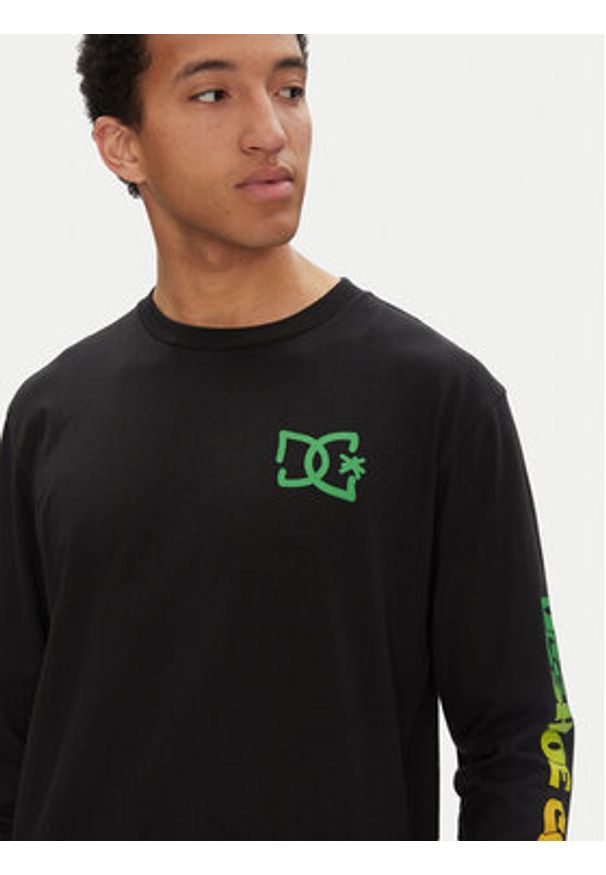 DC Shoes Longsleeve ADYZT05474 Czarny Standard Fit. Kolor: czarny. Materiał: bawełna. Długość rękawa: długi rękaw