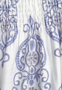 Born2be - Niebieska Wiskozowa Sukienka Hiszpanka w Etniczny Wzór Hywen. Okazja: na co dzień. Typ kołnierza: dekolt hiszpanka. Kolor: niebieski. Materiał: wiskoza. Wzór: paisley. Sezon: lato. Typ sukienki: rozkloszowane, proste. Styl: casual, klasyczny #8