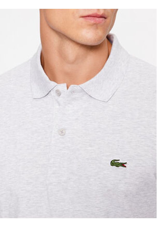Lacoste Polo DH0783 Szary Regular Fit. Typ kołnierza: polo. Kolor: szary. Materiał: bawełna, syntetyk