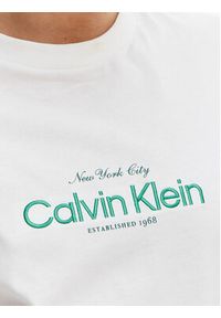 Calvin Klein Jeans T-Shirt NYC Logo LV047F810G Biały Classic Fit. Kolor: biały. Materiał: bawełna #2