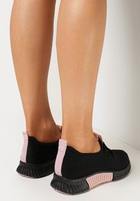 Born2be - Czarno-Różowe Buty Sportowe Palssare. Zapięcie: pasek. Kolor: czarny. Materiał: materiał. Szerokość cholewki: normalna. Wzór: paski #2