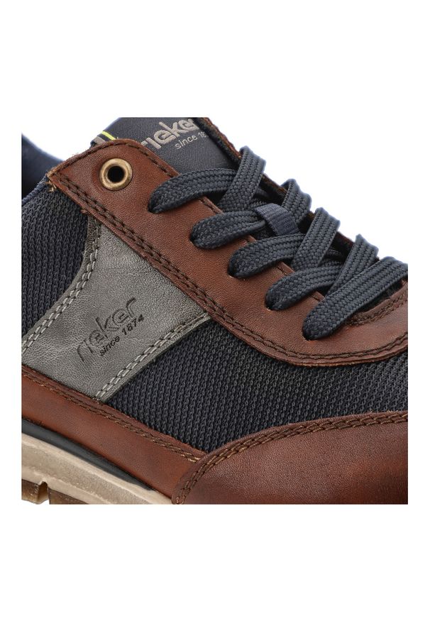 Brązowe Sneakersy Rieker Eleganckie Obuwie Męskie. Okazja: na co dzień. Kolor: brązowy. Materiał: materiał, jeans, skóra ekologiczna. Szerokość cholewki: normalna