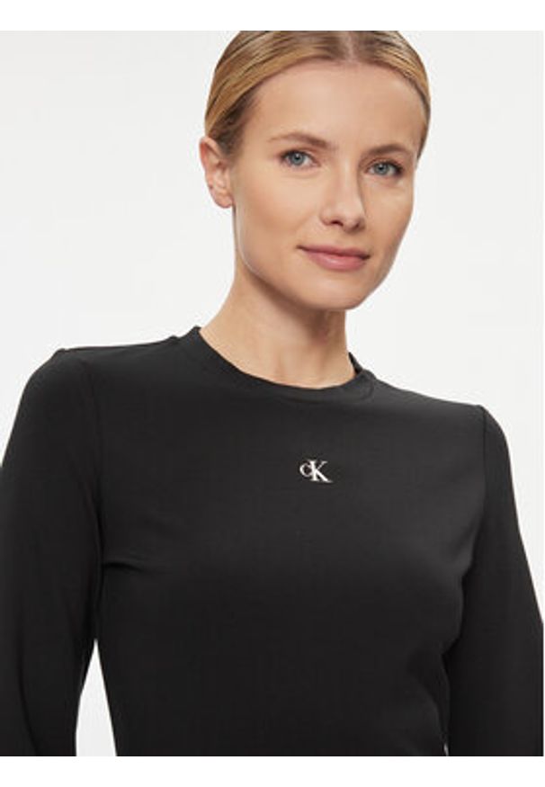 Calvin Klein Jeans Sukienka codzienna Milano Spacer Mix Outfit Dress J20J222528 Czarny Regular Fit. Okazja: na spacer, na co dzień. Kolor: czarny. Materiał: wiskoza, syntetyk. Typ sukienki: proste. Styl: casual