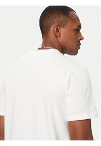 Guess T-Shirt M6YI45 K4231 Biały Regular Fit. Kolor: biały. Materiał: bawełna #4