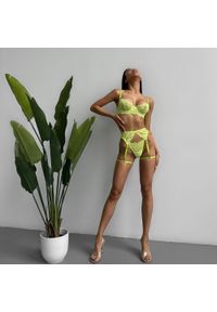 Intica - Komplet koronkowej bielizny z fiszbinami na specjalne okazje Karima. Kolor: zielony. Materiał: koronka. Wzór: koronka #7