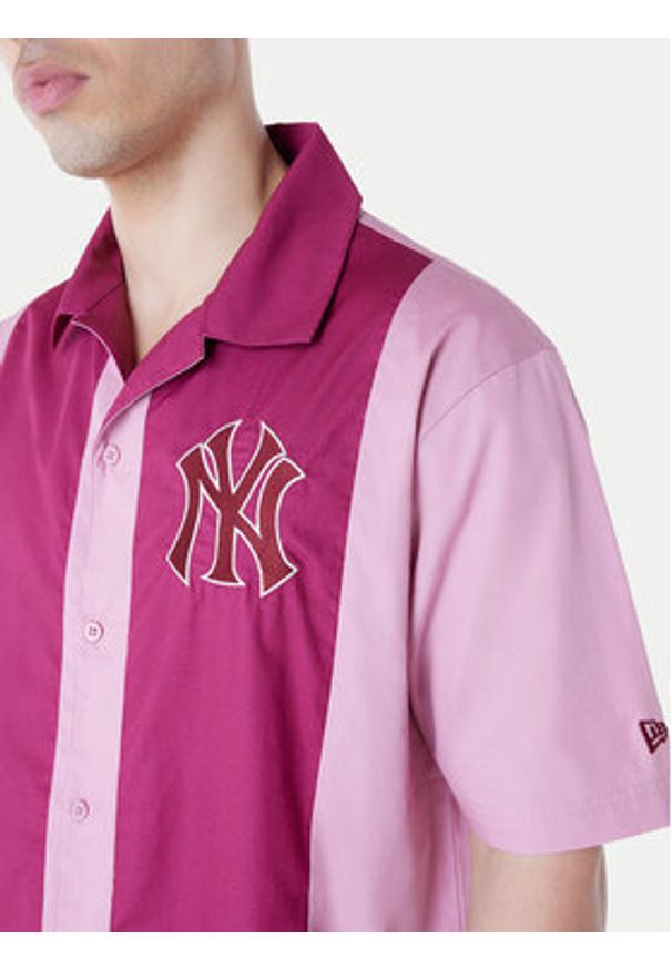 New Era Koszula New York Yankees Stripe Revere 60596341 Różowy Regular Fit. Kolor: różowy. Materiał: bawełna