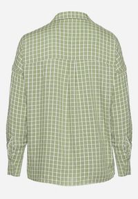 Born2be - Zielona Bawełniana Koszula z Długim Rękawem i Trójkątnym Dekoltem Zapinana na Guziki Tesapaula. Kolor: zielony. Materiał: bawełna. Długość rękawa: długi rękaw. Długość: długie #5