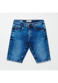 Cropp - Jeansowe szorty basic - Niebieski. Kolor: niebieski. Materiał: jeans #1