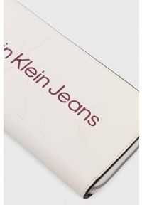 Calvin Klein Jeans portfel damski kolor biały. Kolor: biały #5