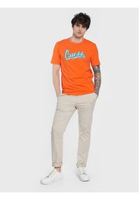 Guess T-Shirt F3GI10 J1314 Brązowy Slim Fit. Kolor: brązowy. Materiał: bawełna #3