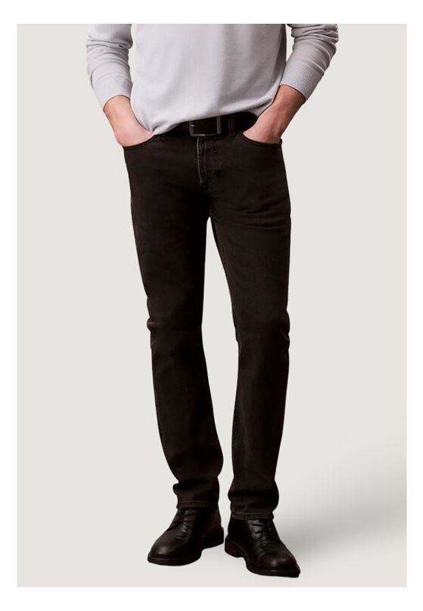 Calvin Klein Jeans Jeansy SLIM CK ESSENTIAL BL Czarny Slim Fit. Kolor: czarny