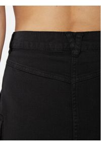 Vila Spódnica jeansowa 14089780 Czarny Regular Fit. Kolor: czarny. Materiał: bawełna #4