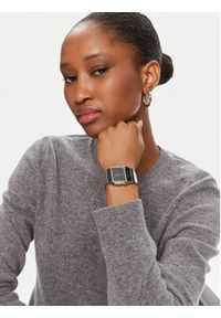 Casio Zegarek Vintage Classic AQ-800E -1AEF Srebrny. Kolor: srebrny. Styl: vintage