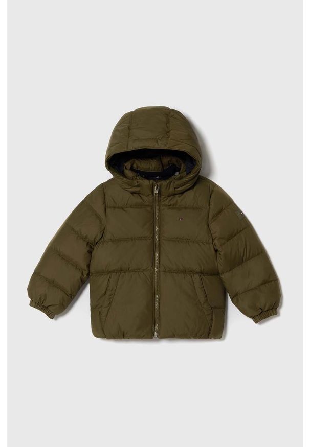 TOMMY HILFIGER - Tommy Hilfiger kurtka puchowa dziecięca kolor zielony. Okazja: na co dzień. Kolor: zielony. Materiał: puch. Styl: casual