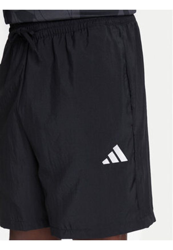 Adidas - adidas Szorty sportowe Essentials Small Logo Chelsea JF1117 Czarny Regular Fit. Kolor: czarny. Materiał: syntetyk. Styl: sportowy