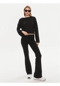 Gina Tricot Bluzka 22672 Czarny Regular Fit. Kolor: czarny. Materiał: wiskoza #3