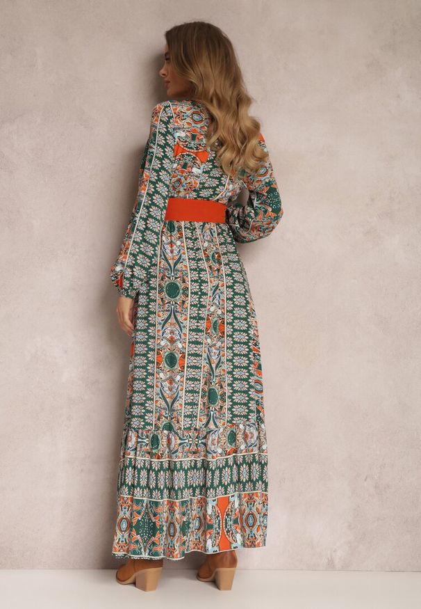 Renee - Zielona Sukienka Rozkloszowana z Paskiem Shara. Okazja: na plażę, na spacer. Kolor: zielony. Materiał: tkanina, materiał. Typ sukienki: kopertowe. Styl: boho. Długość: maxi