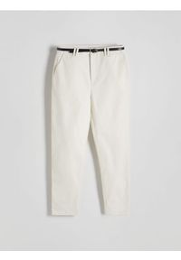 Reserved - Spodnie chino z paskiem - złamana biel. Materiał: bawełna, włókno