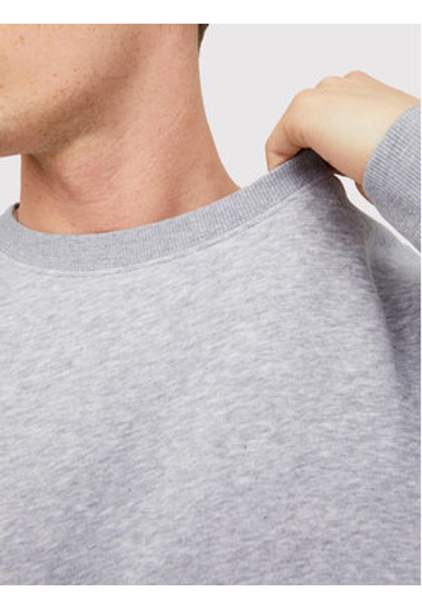 Jack & Jones Bluza Star 12208182 Szary Regular Fit. Kolor: szary. Materiał: bawełna