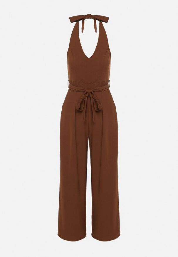 Born2be - Brązowy Taliowany Kombinezon z Paskiem Wiązaniem i Odkrytymi Plecami Malurea. Okazja: na imprezę, na co dzień. Kolor: brązowy. Materiał: jeans. Sezon: lato. Styl: casual