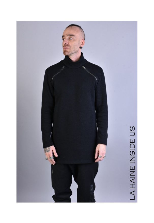 La Haine Inside Us Sweter "LM060" | A23083J LM060 | Mężczyzna | Czarny. Kolor: czarny. Materiał: poliester, bawełna, elastan. Długość: długie. Wzór: aplikacja
