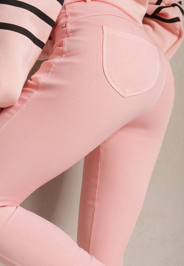 Renee - Różowe Skinny Jeansy z Bawełną High Waist Lorie. Okazja: na co dzień. Stan: podwyższony. Kolor: różowy. Styl: wizytowy, elegancki, casual