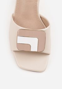 Born2be - Beżowe Sandały VICES na Ozdobnym Słupku Zdobione Geometryczną Aplikacją Nephinis. Okazja: na co dzień, na randkę. Kolor: beżowy. Materiał: jeans, satyna. Wzór: aplikacja, geometria. Sezon: lato. Obcas: na słupku. Styl: elegancki, klasyczny, casual. Wysokość obcasa: niski #2