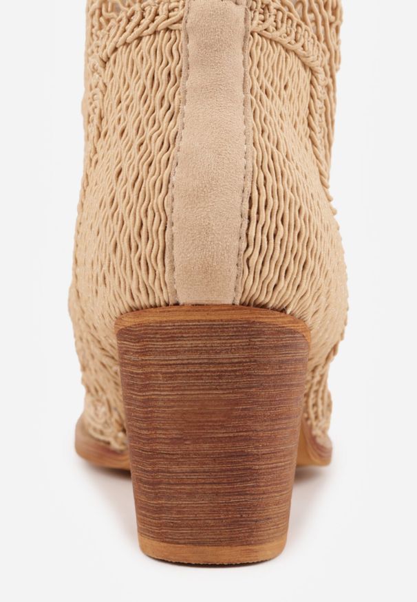 Born2be - Ciemnobeżowe Botki Kowbojki VICES na Stożku z Ażurową Cholewką Azivessa. Okazja: na co dzień. Kolor: beżowy. Materiał: jeans. Szerokość cholewki: normalna. Wzór: ażurowy. Sezon: wiosna. Obcas: na stożku. Styl: casual, klasyczny, boho