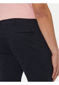 BOSS Chinosy 50534378 Granatowy Regular Fit. Kolor: niebieski. Materiał: bawełna #3