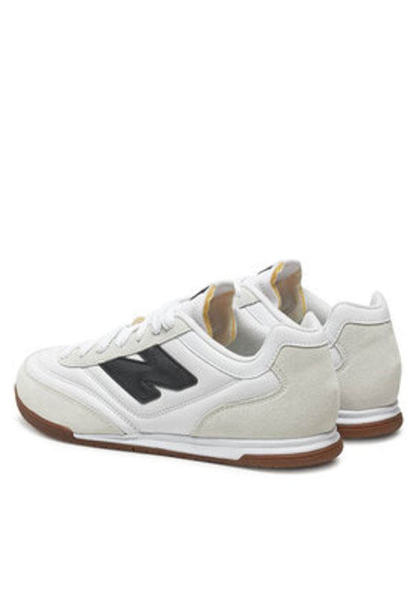New Balance Sneakersy URC42LA Biały. Kolor: biały. Materiał: skóra