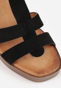 Renee - Czarne Sandały VICES na Słupku i Platformie z Geometrycznymi Paskami Undilis. Okazja: na co dzień. Zapięcie: pasek. Kolor: czarny. Materiał: jeans. Wzór: geometria. Obcas: na platformie. Styl: casual, boho #3