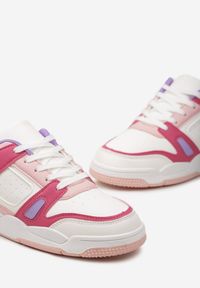 Renee - Biało-Różowe Sznurowane Sneakersy z Licznymi Wstawkami z Ekoskóry Gwendias. Okazja: na co dzień, na spacer. Kolor: biały. Sport: turystyka piesza #4