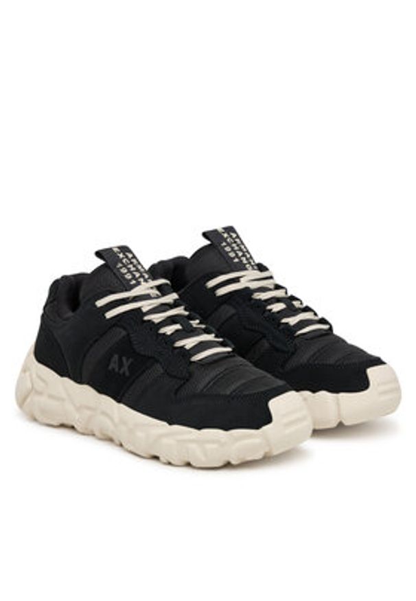 Armani Exchange Sneakersy XM001692 AF17369 UC001 Czarny. Kolor: czarny. Materiał: materiał