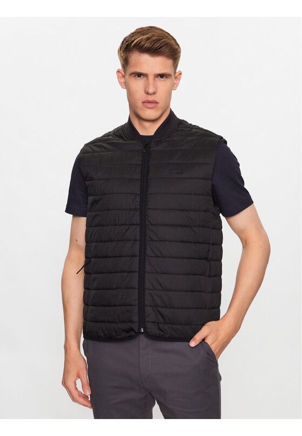 Calvin Klein Bezrękawnik K10K111462 Czarny Regular Fit. Kolor: czarny. Materiał: syntetyk. Długość rękawa: bez rękawów
