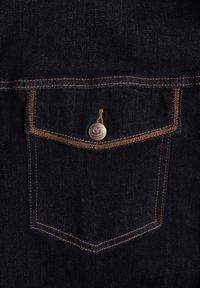 Renee - Niebieska Jeansowa Kurtka z Bawełną z Ozdobnymi Lamówkami Nedine. Kolor: niebieski. Materiał: bawełna, jeans. Styl: klasyczny, boho #4