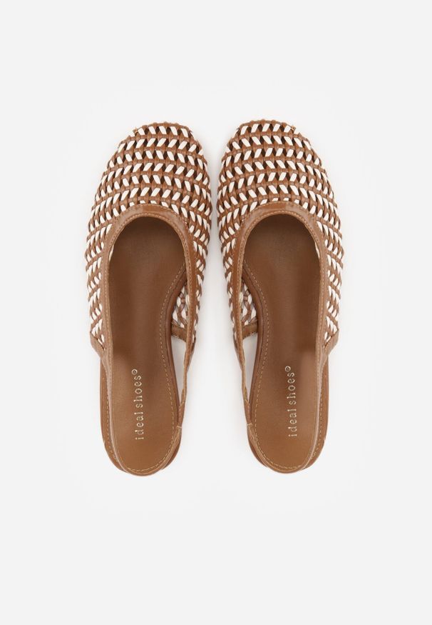 Born2be - Brązowe Sandały z Odkrytą Piętą i Plecioną Cholewką Elledra. Okazja: na co dzień. Kolor: brązowy. Materiał: jeans. Styl: boho, casual, elegancki