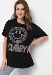 Born2be - Czarny T-shirt Bawełniany z Ozdobnym Nadrukiem na Przodzie Sagraine. Okazja: na co dzień. Kolor: czarny. Materiał: bawełna. Wzór: nadruk. Styl: casual, elegancki #6