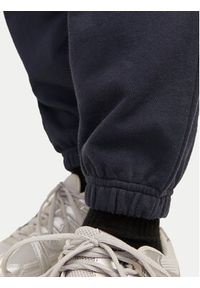 Jack & Jones Spodnie dresowe Morgan 12257964 Granatowy Regular Fit. Kolor: niebieski. Materiał: syntetyk, bawełna