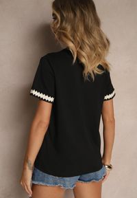 Renee - Czarny Bawełniany T-shirt z Sercem Firile. Okazja: na co dzień. Kolor: czarny. Materiał: bawełna. Styl: klasyczny, casual